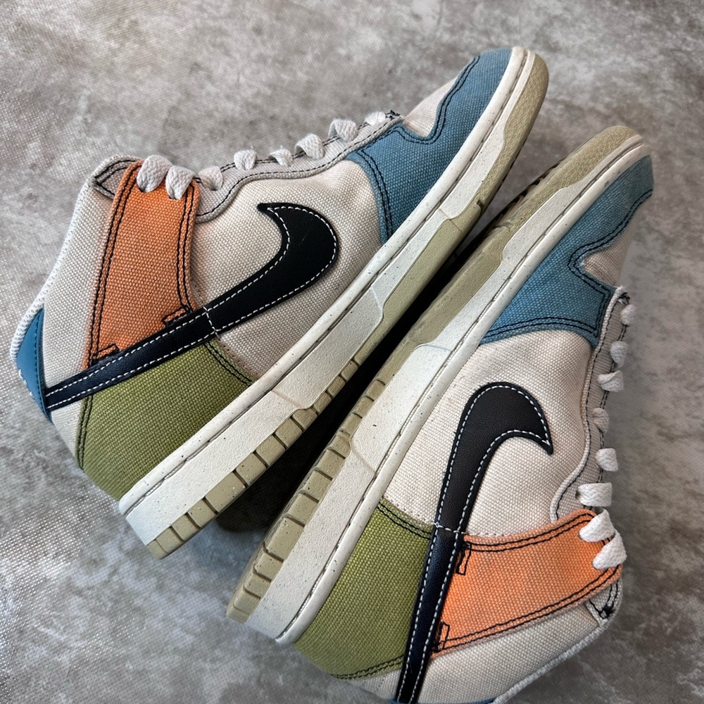 Nike Multicolor Dunks - Picture 2 of 8